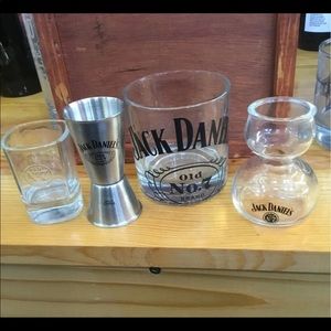 New 4Pc. Jack Daniels Sets